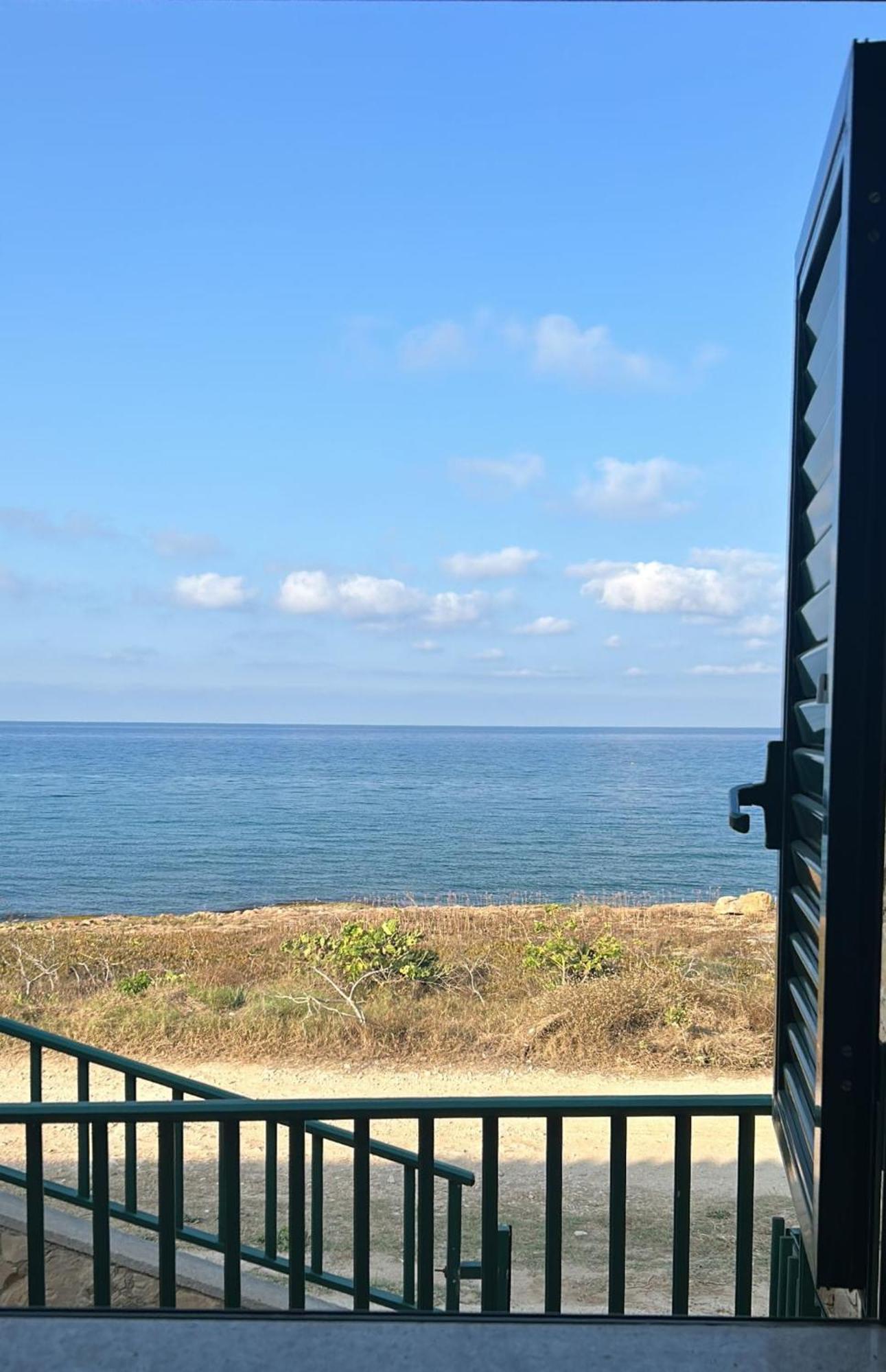 Casa Fronte Mare Puro Relax Villa Cava dʼAliga Kültér fotó
