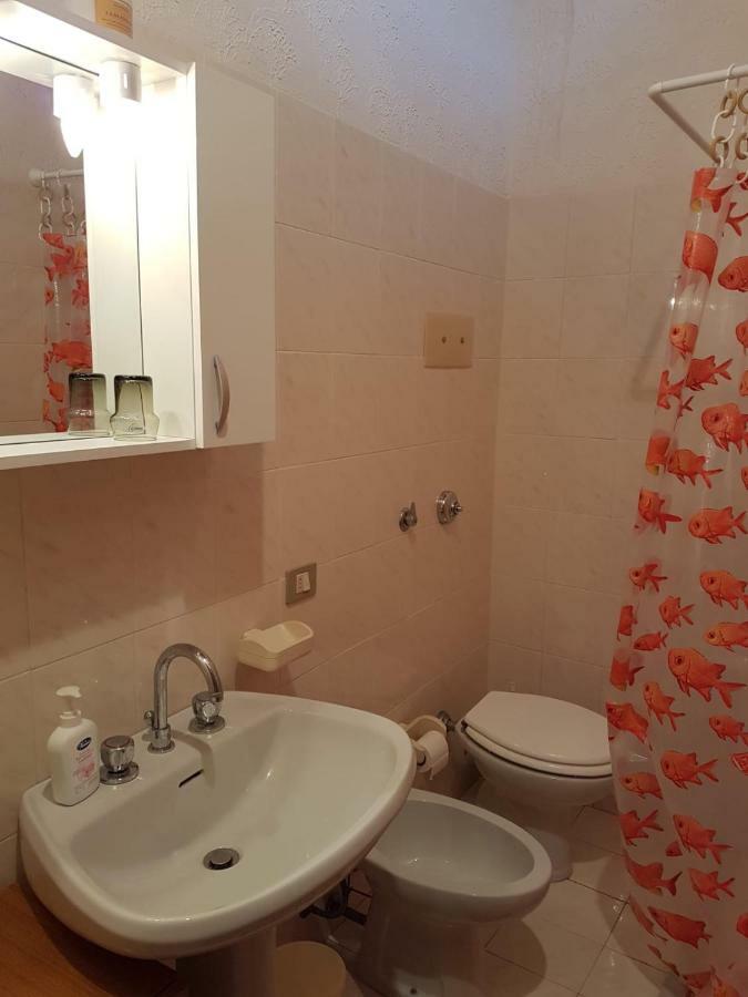 Casa Fronte Mare Puro Relax Villa Cava dʼAliga Kültér fotó